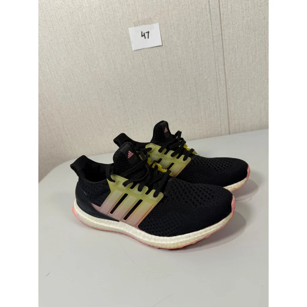 Adidas Womens‎ Ultraboost 5.0 Black Running Shoes Size 8